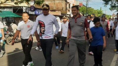 Kapolres Gowa Mengikuti Olahraga Bersama Kompak Forkopimda Kabupaten Gowa
