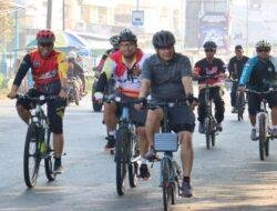 Sabtu Sehat, Kapolres Gowa Ajak Personel Gowes Bareng