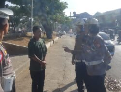 Satlantas Polres Gowa ‘Tegur’ Pengemudi Yang Parkir Kendaraan Sembarangan