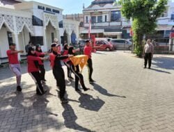 Pastikan Kesiapan Jelang HUT RI Ke-78, Sinergitas TNI-Polri Terus Tingkatkan Latihan Paskibraka dan pelaksana upacara Tingkat Kecamatan.