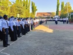 Jadi Pembina Upacara di Sekolah, Kapolsek Somba Opu Sampaikan Pesan Kepada Siswa-siswi.