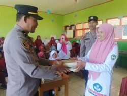 Polri Peduli Budaya Literasi, Polsek Tinggimoncong Distribusi Buku Sampai ke Pelosok Desa