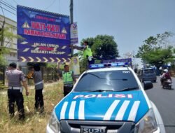 Sat Lantas Polres Gowa meriahkan Ops Zebra Pallawa 2023 dengan Gebyar Spanduk dan Meme Himbauan Tertib Berlalu Lintas