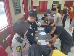 Bidpropam Polda Sulsel dan Bid Dokkes Polda Sulsel Gelar Tes Urine Dadakan di Polres Gowa
