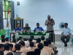 Sambangi Sekolah, ini yang di sampaikan Kapolsek Somba Opu.