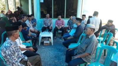 Wujud Empati dan Duka Cita, Kapolsubsektor Parigi Melayat ke rumah Warga Binaannya yang Meninggal
