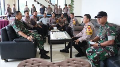 Kunjungan Silaturahmi Kapolres Gowa dan Wakapolres Gowa Ke Divisi 3/Kostrad Pakkatto