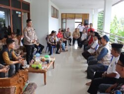 Kapolres Gowa Bersama PJU Jalin Silaturahmi di Desa Paranglompoa