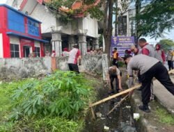 Kapolres Gowa Pimpin Manajemen Kebersihan Dalam Rangka Menyambut Natal dan Tahun Baru