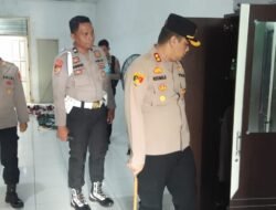 Kapolres Gowa Lakukan Sidak di Barak Bujang Polres Gowa
