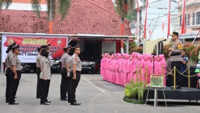 Unik! Personel Polres Gowa Rayakan Kenaikan Pangkat Dengan Push-Up dan Siraman Air