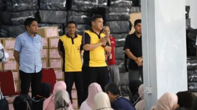 Kunjungi Gudang Logistik KPU, Kapolres Gowa Sampaikan Hal Ini Ke Petugas Pelipat Surat Suara Pemilu 2024