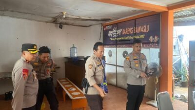 Kapolres Gowa Kunjungi dan Tinjau Gudang Logistik KPU, Kantor KPU Serta Bawaslu