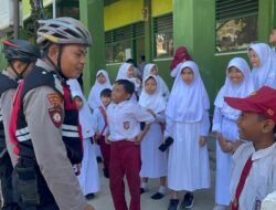 Sambangi Sekolah, Tim Patroli Gowes Presisi Polres Gowa Sampaikan Ini Dihadapan Siswa-Siswi SD