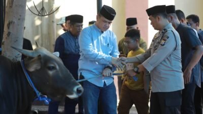 Momen Hari Raya Idul Adha, Polres Gowa Sembelih Hewan Qurban
