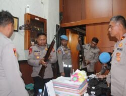 Pastikan Aman, Wakapolres Gowa Cek Langsung Gudang Senjata Api