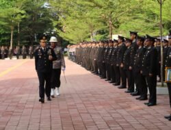 Kapolres Gowa Pimpin Upacara HUT Bhayangkara ke-78 di Halaman Kantor Bupati
