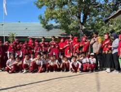 Temui Guru dan Siswa-siswi SD, Ini Yang Disampaikan Kasat Samapta Polres Gowa