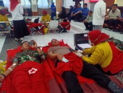 Personel Polres Gowa Ikuti Donor Darah Peringati 96 Tahun Sumpah Pemuda