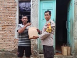 Wujud Peduli, Polsek Manuju Gelar Jumat Berbagi Ke Warga Prasejahtera