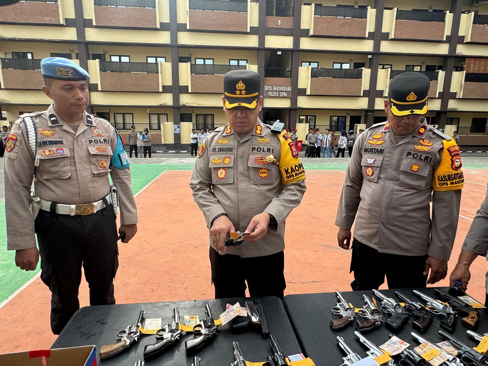 Pengecekan Senpi Oleh Kapolres Gowa Terhadap Anggota Pemegang Senpi