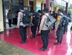 Bertugas Amankan TPS, Personel Polsek Pallangga Ikuti Pengecekan Kesiapan dan Perlengkapan