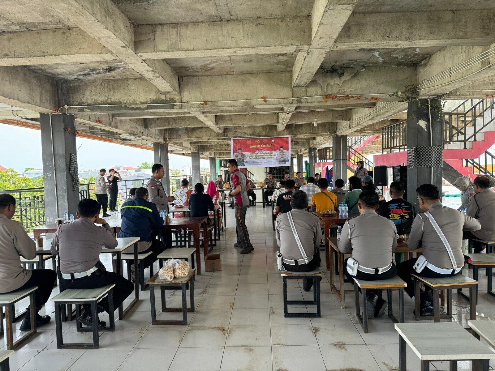 Dengar Aspirasi dan Apresiasi Masyarakat, Polda Sulsel bersama Polres Gowa Gelar Jumat Curhat
