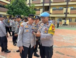 Sipropam Polres Gowa Lakukan Pemeriksaan Aplikasi Judi Online dan Pinjol di Ponsel Bhabinkamtibmas