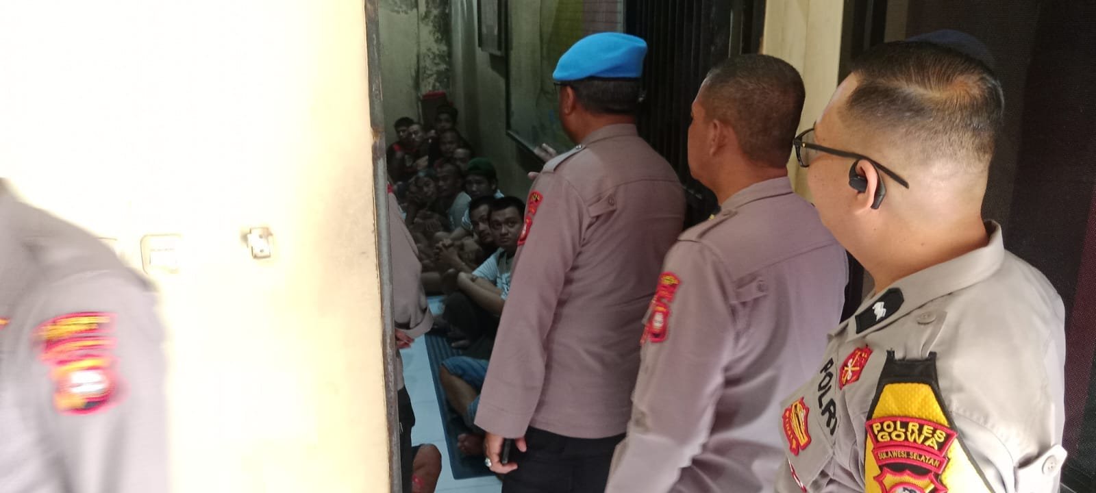Kasipropam Polres Gowa Cek dan Kontrol Ruang Tahanan, Ingatkan SOP Jaga Tahanan