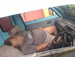 Mayat Pria Ditemukan di Dalam Mobil Angkot Terparkir, Polres Gowa Lakukan Penanganan