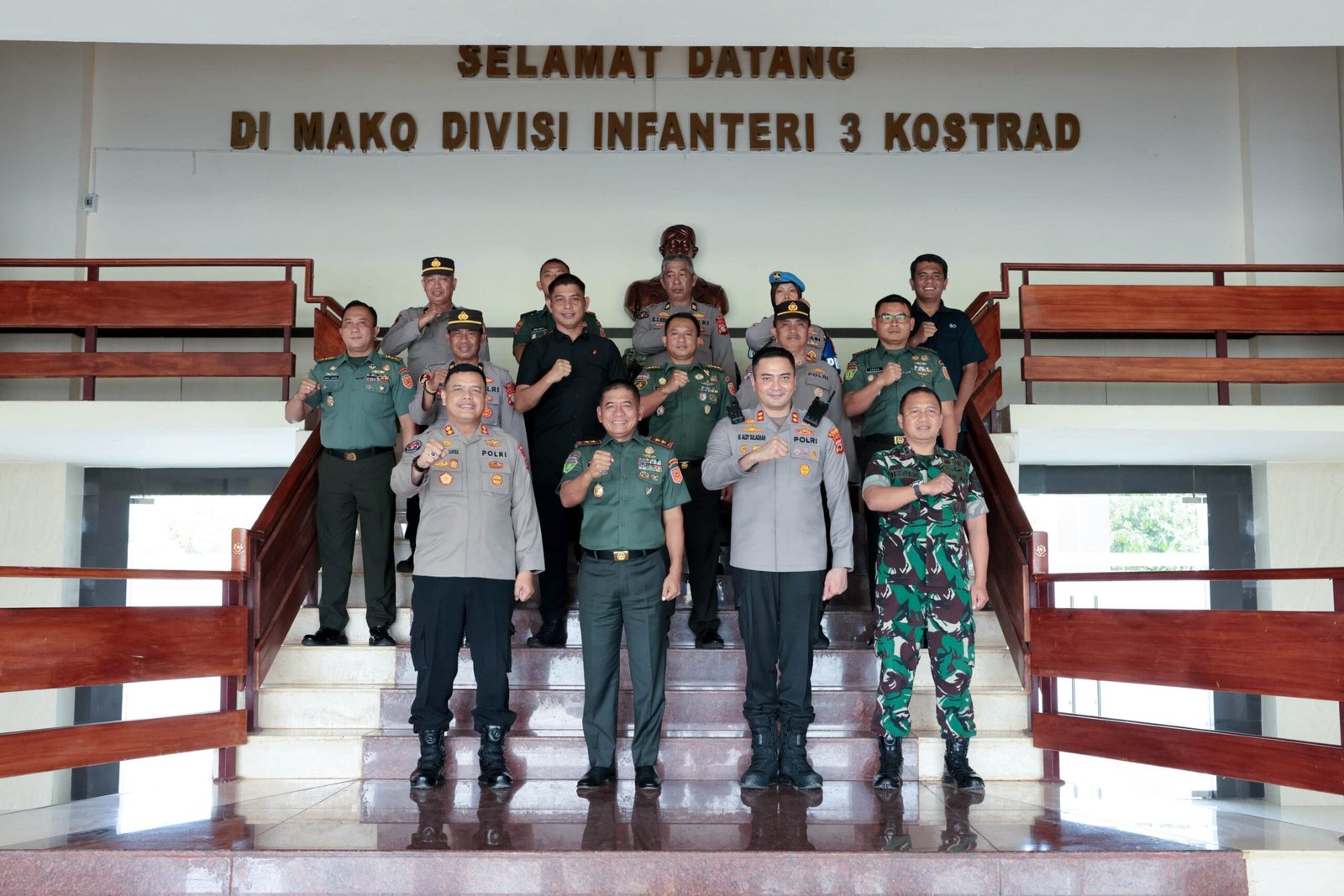 Kapolres Gowa Lakukan Kunjungan Silaturahmi ke Divisi Infanteri 3 Kostrad Pakatto