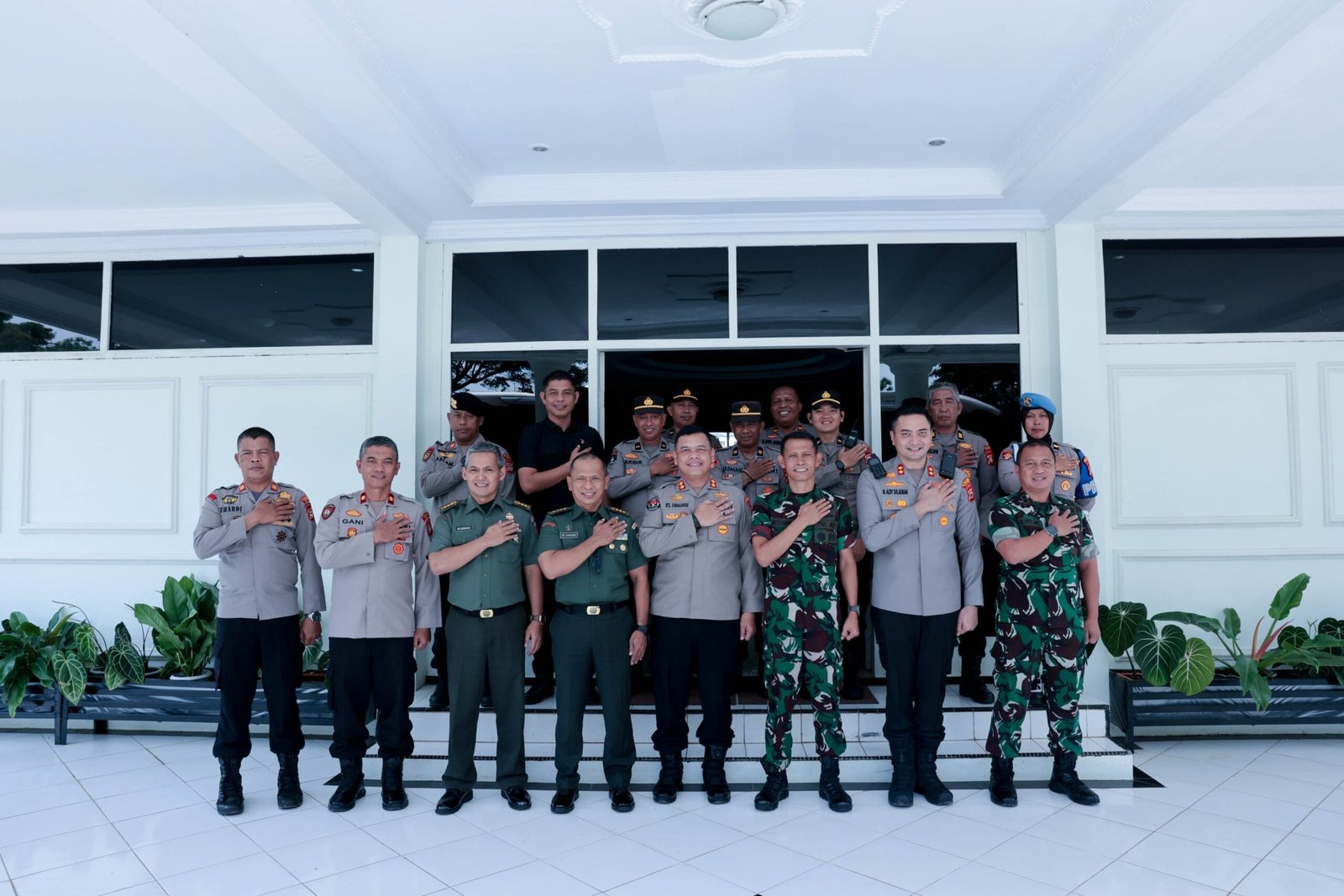 Sehari Menjabat, Kapolres Gowa Lakukan Kunjungan Silaturahmi ke Rindam XIV/Hasanuddin