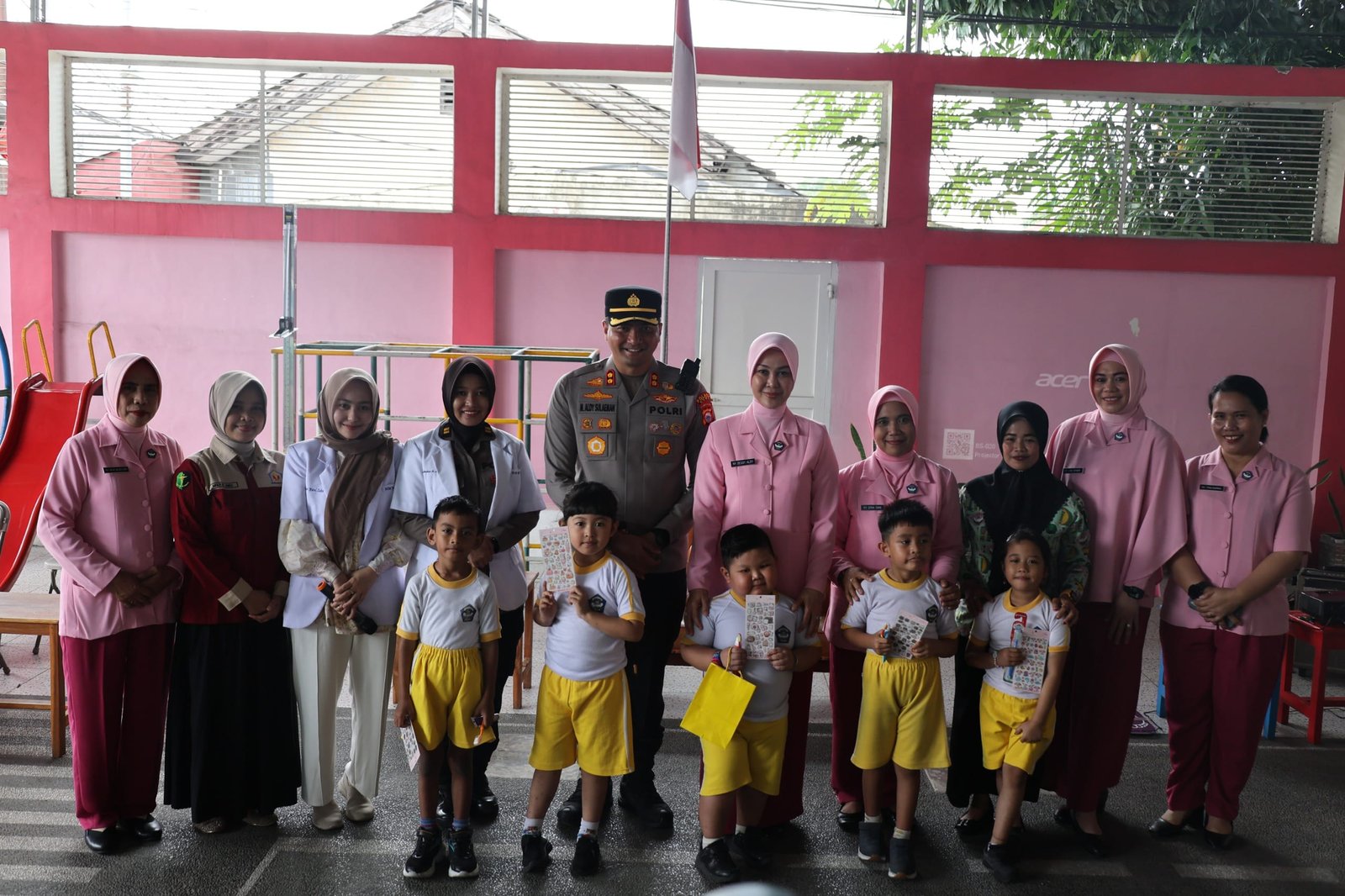 Kapolres Gowa Hadiri Pemeriksaan Kesehatan Gigi dan Pemberian Makanan Tambahan di TK Kemala Bhayangkari 07